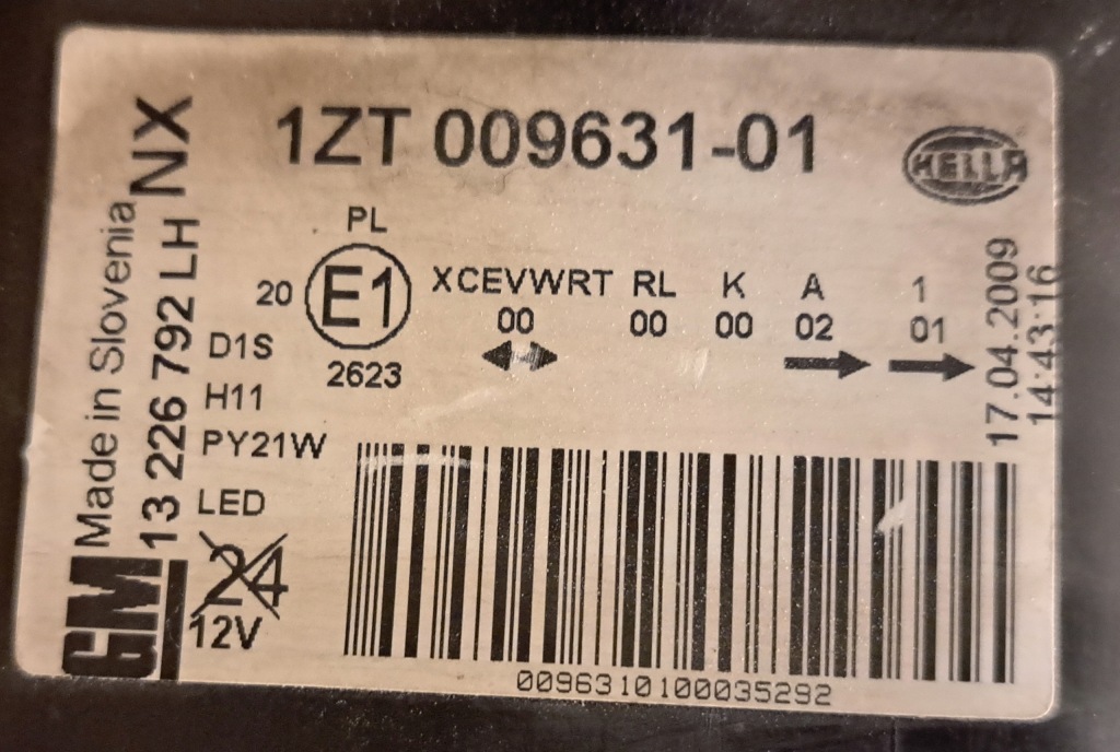 Opel insignia a 2.0 cdti фара лівий ксенон 13226792lh 114 Ціна