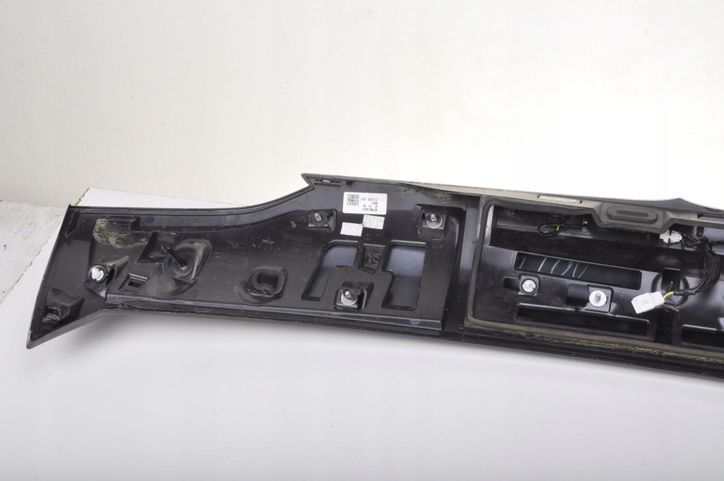 фото №7, Maserati levante sq4 накладка молдинг крышки 670042733