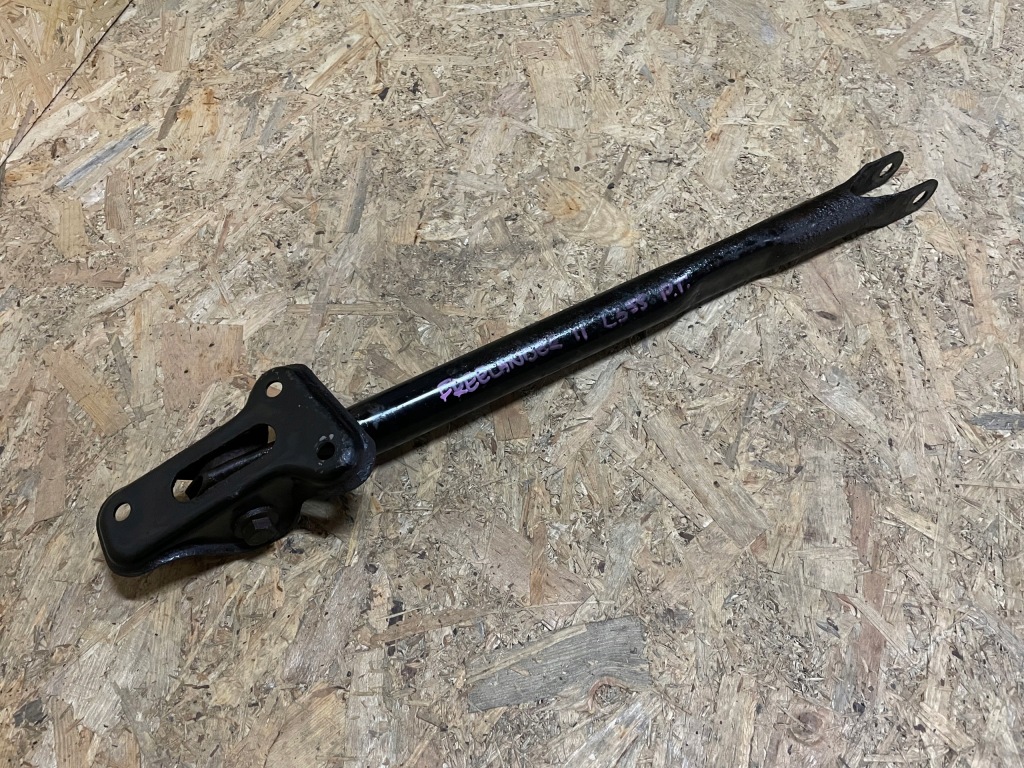 фото №1, Рычаг правый задняя задний land rover freelander ii 2 l359 2.2td автоматическая коробка передач