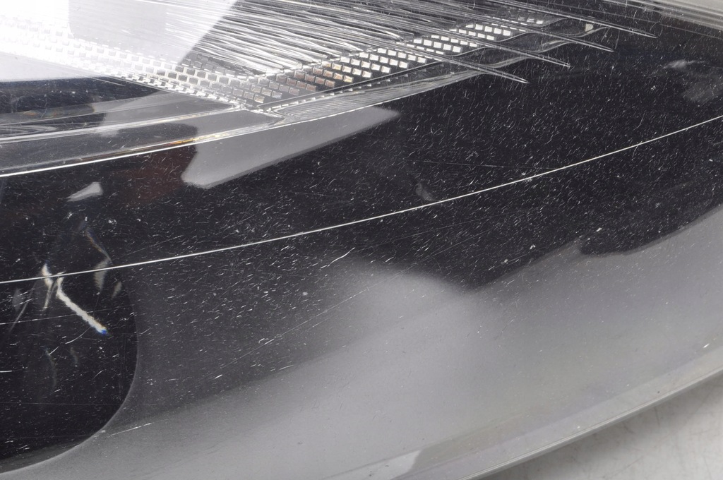 фото №14, Volvo v40 ii лампа правый перед 31420010 ксенон