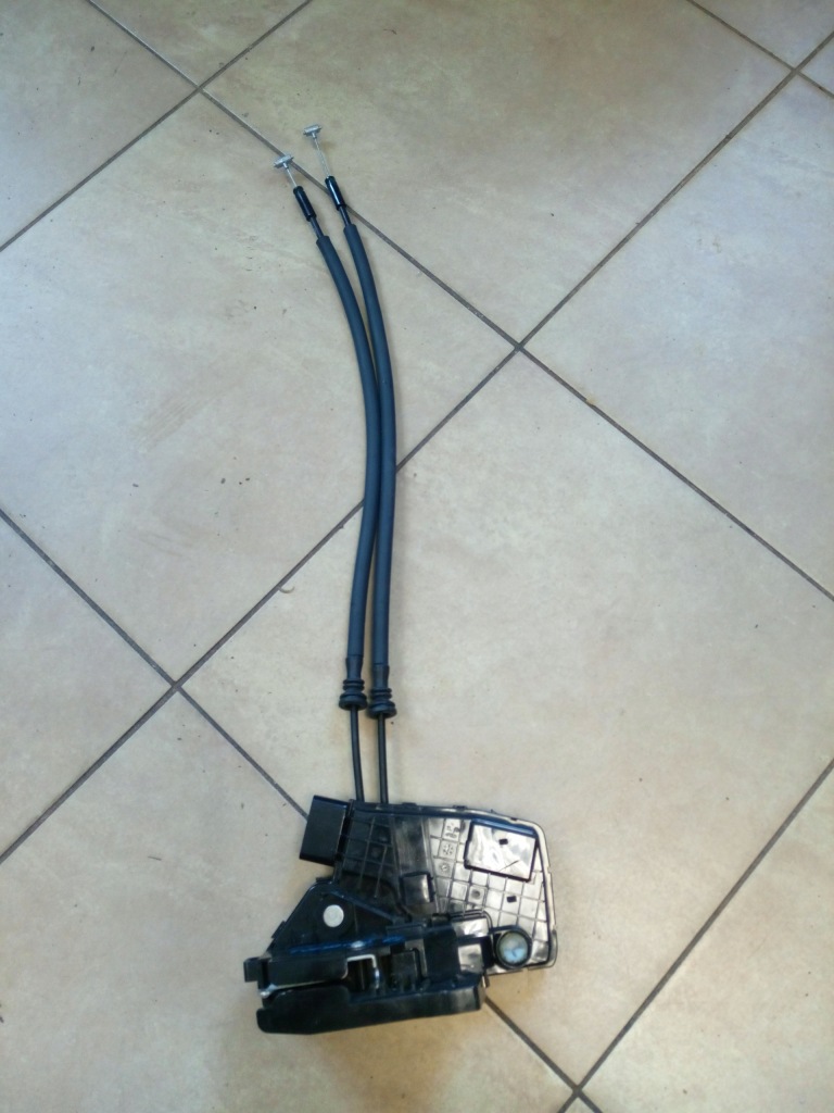 фото №1, Замок дверь hyundai tucson ii перед oryg.