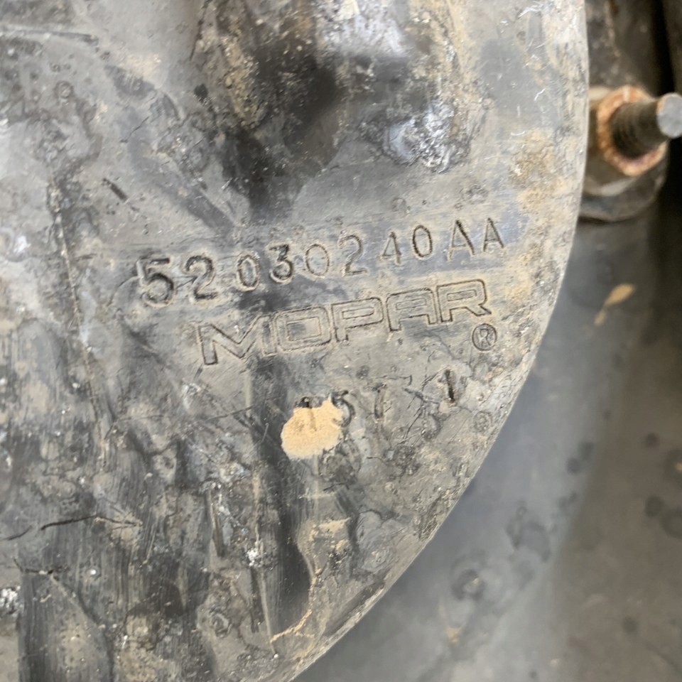 Защита бака насоса adblue комплект . jeep wrangler iv jl 2,2 дизель 20r Недорого