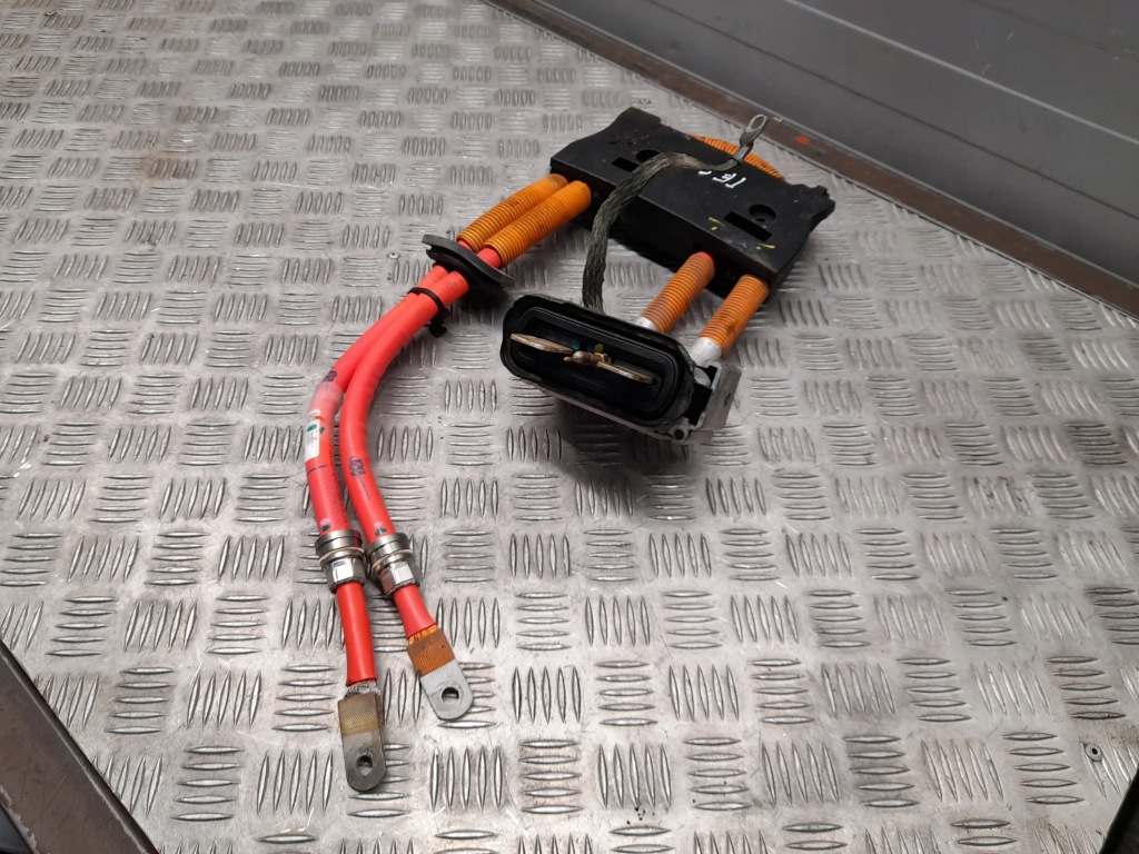 Tesla model s 100487500f з передній інше Ціна