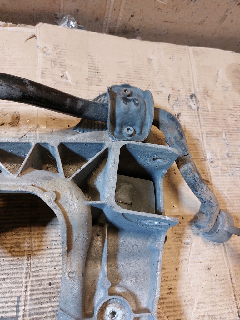 фото №10, Подрамник подрамник перед mercedes w220