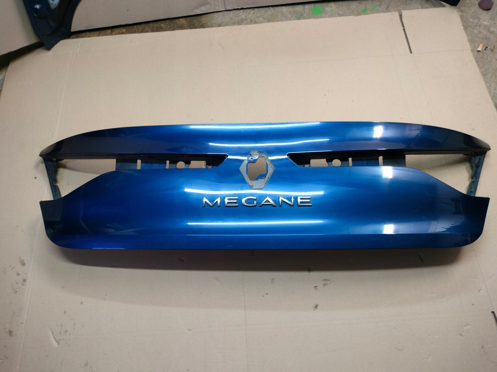фото №1, Накладка кришки megane iv sedan rpr tylko монтаж