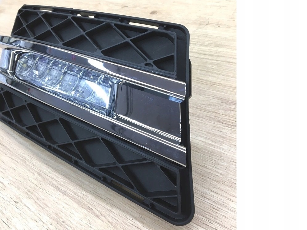 фото №15, Решётка хром правый do glk x204 2008-2012r. свет led drl движение dziennej