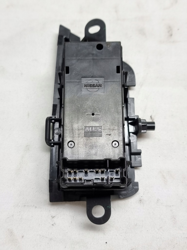 фото №2, Nissan gtr gt-r r35 перемикач вікон лівий перед