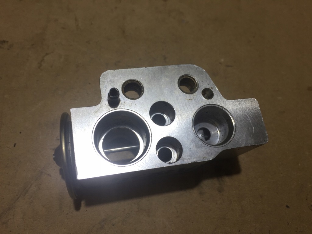 фото №6, Audi a8 d4 клапан расширительный кондиционера