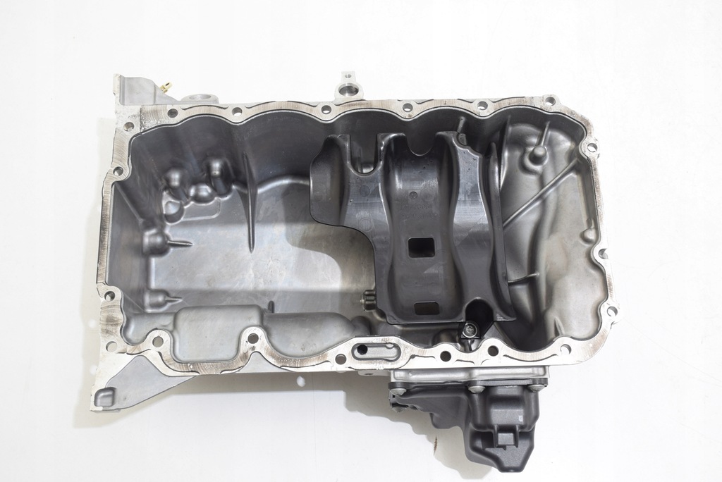 фото №9, Bmw x1 u11 x2 u10 1,8d 2,0d u06 b47c20b b47l b47p поддон масла