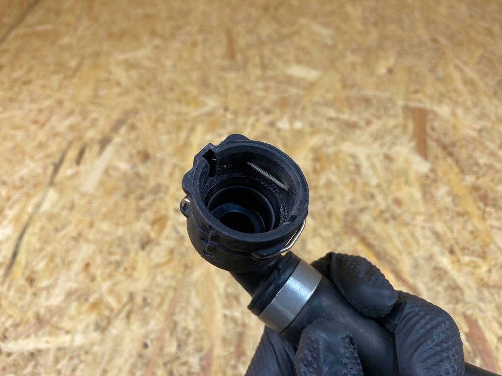 фото №10, Wąż труба шланг wody porsche taycan 9j1 9j1121626 tkl 2019-