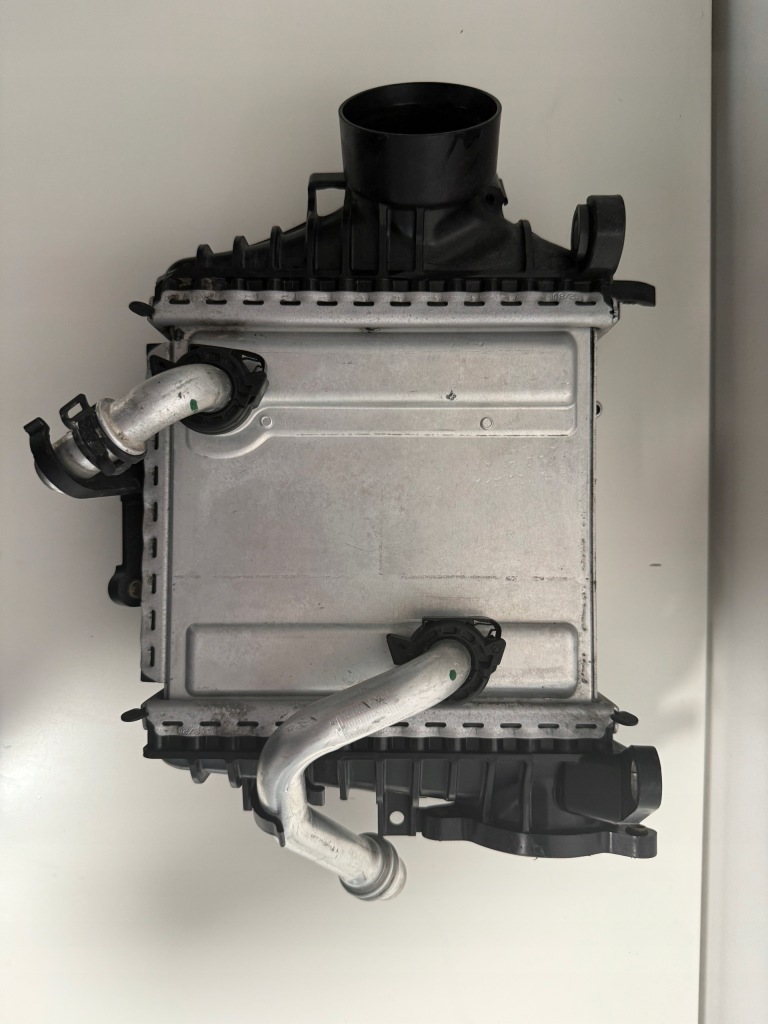 Радіатор інтеркулер mercedes vito viano 3 iii w447 рестайлінг  a6540100900 Зі Шроту