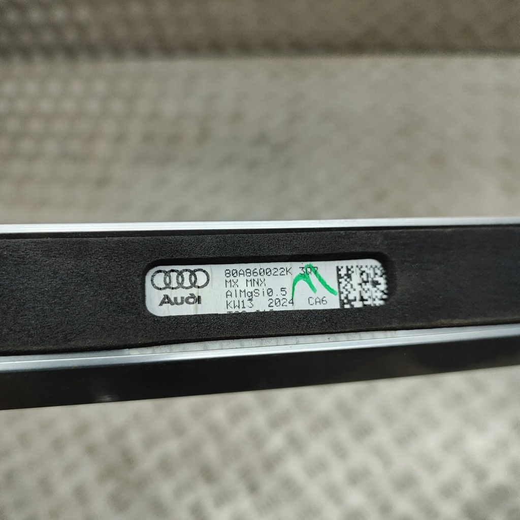 Рейлинги правый  сторона audi q5 fy 80a860022k 31848570 2.0l 220kw 2024 Киев