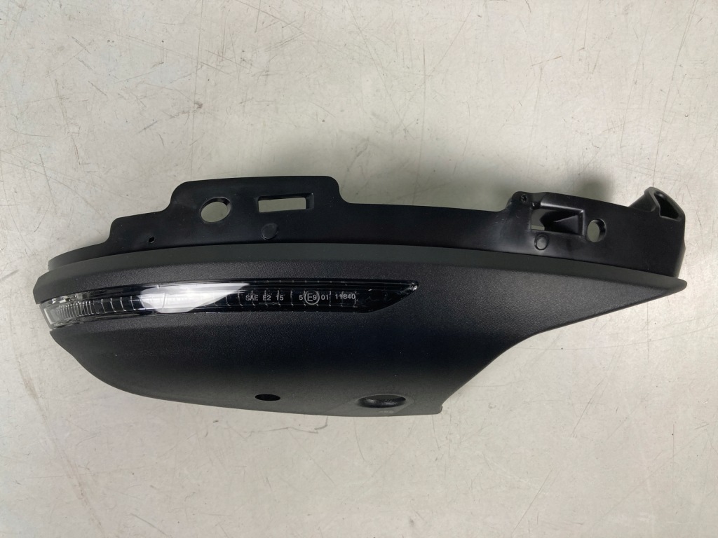 фото №1, Корпус поворотник зеркало правый renault megane iv 4 clio v 5