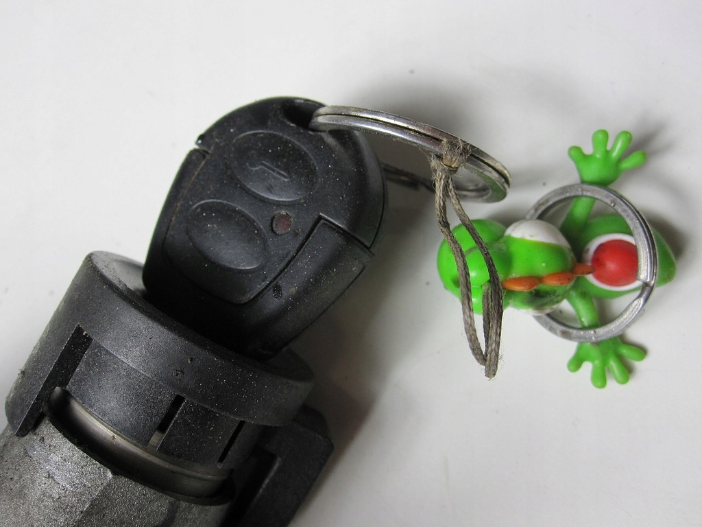 фото №10, Замок зажигания с ключ seat alhambra 00r