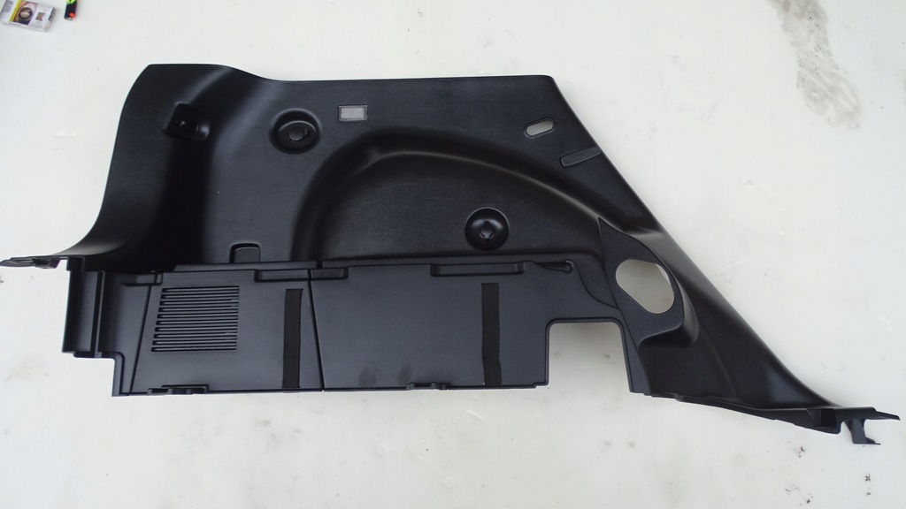 фото №1, Обивка багажника левая kia sportage iii 2010