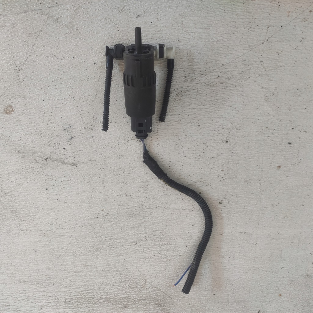 фото №1, Opel astra k 2020 помпа бачок омивача