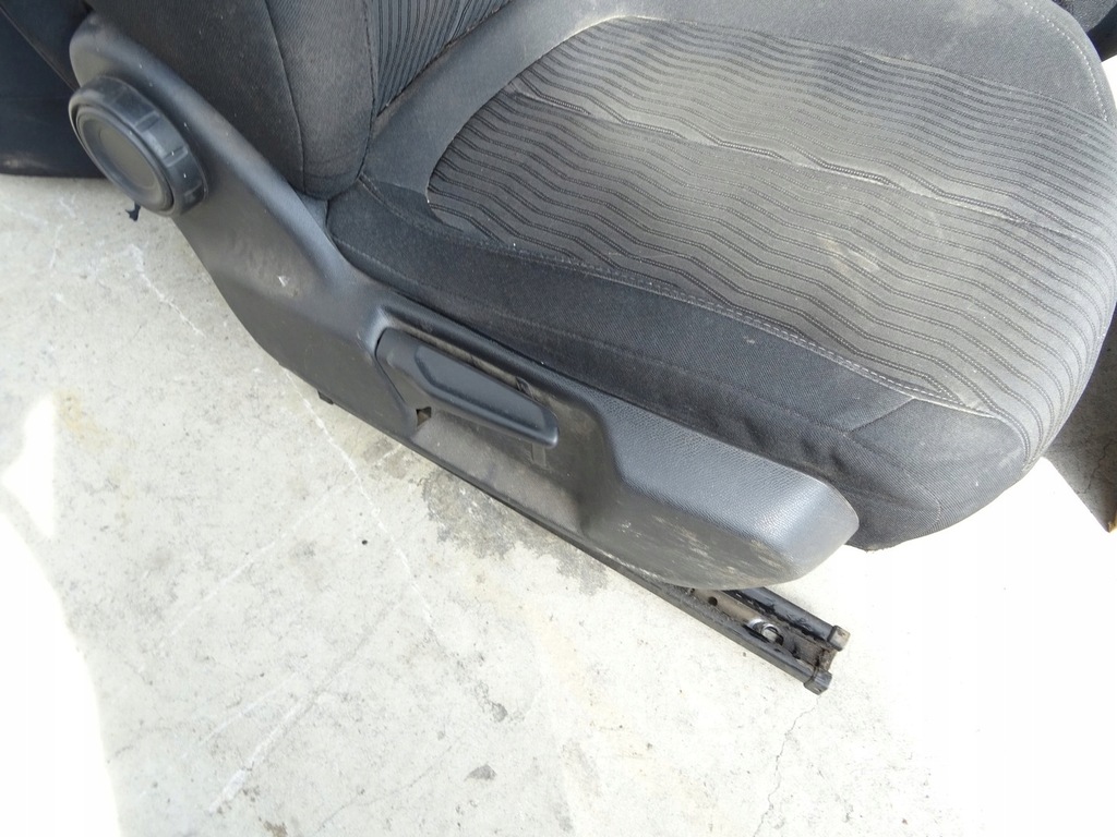 фото №9, Peugeot 308 ii t9 сидіння заднє сидіння ремені болти комплект hb