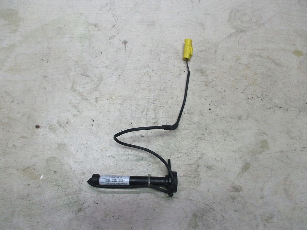 фото №1, Mercedes w176 w117 x156 патрон піротехнічний капот