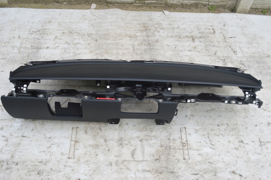 фото №8, Консоль панель приладів tesla 3 y