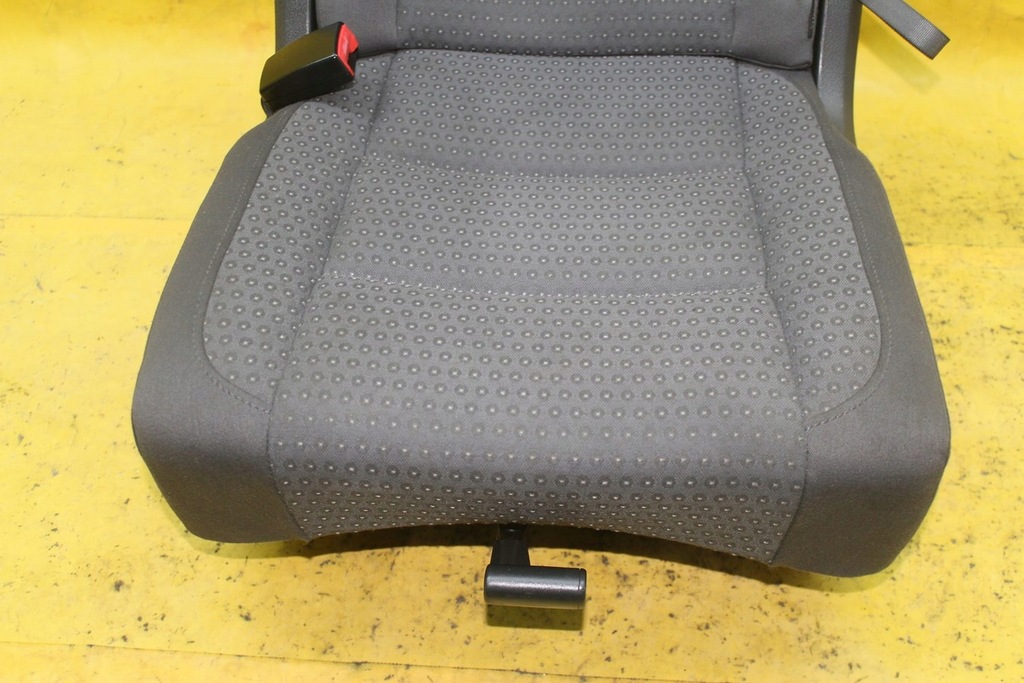 фото №7, Сидіння лівий задня задній vw touran