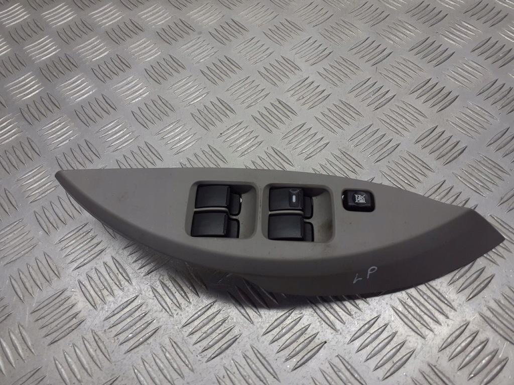 фото №1, Панель вікон водія mitsubishi grandis mn141066