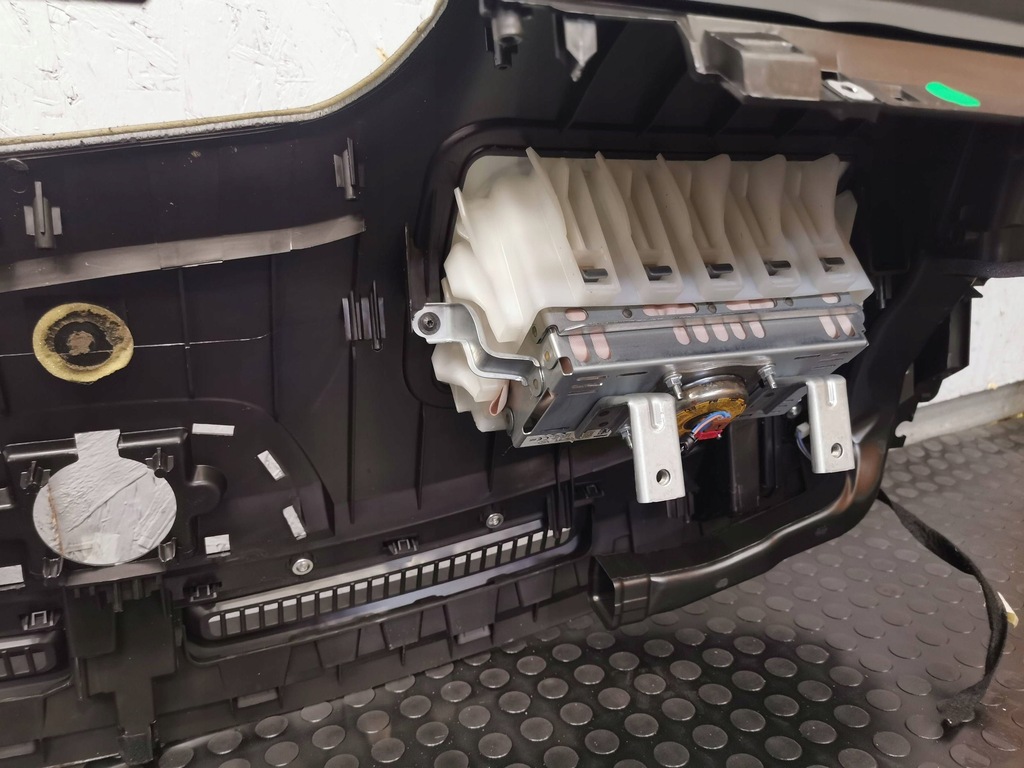 фото №9, Панель приладів приладова консоль оригінальна renault kadjar