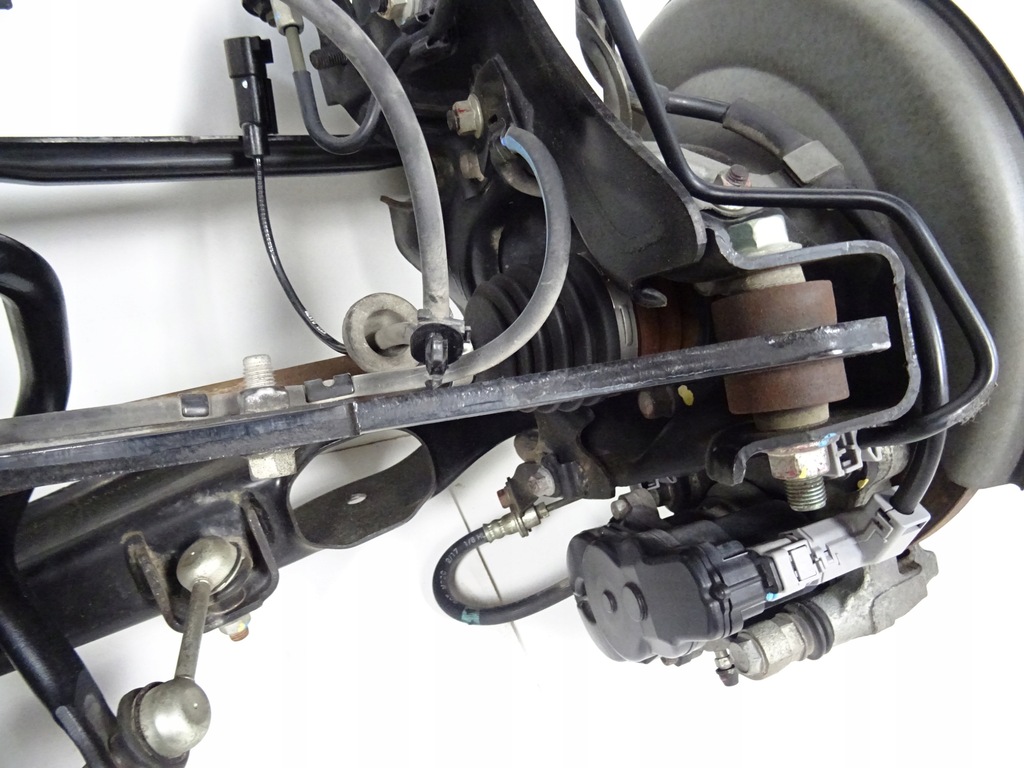 фото №14, Outlander iii 4x4 балка підвіска задня диференціал