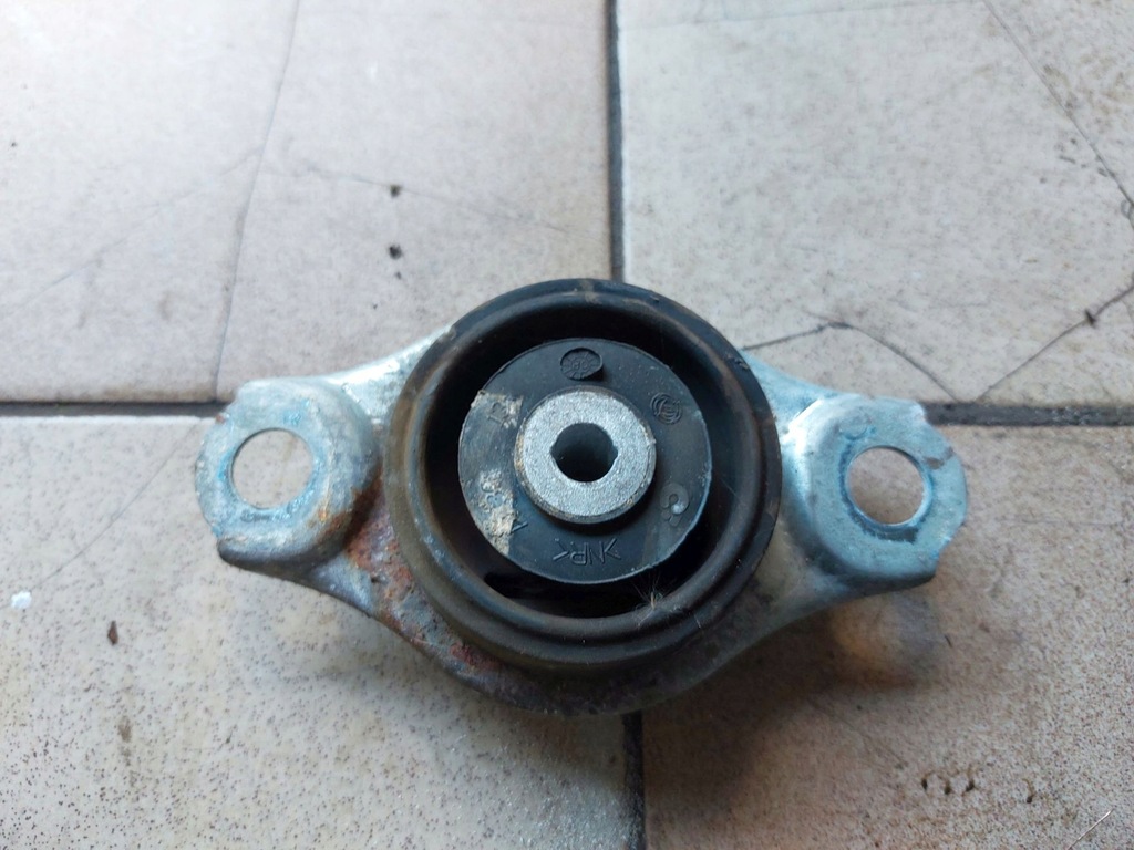 фото №1, Кронштейн подушка двигателя ford ka ii 1.2 8v