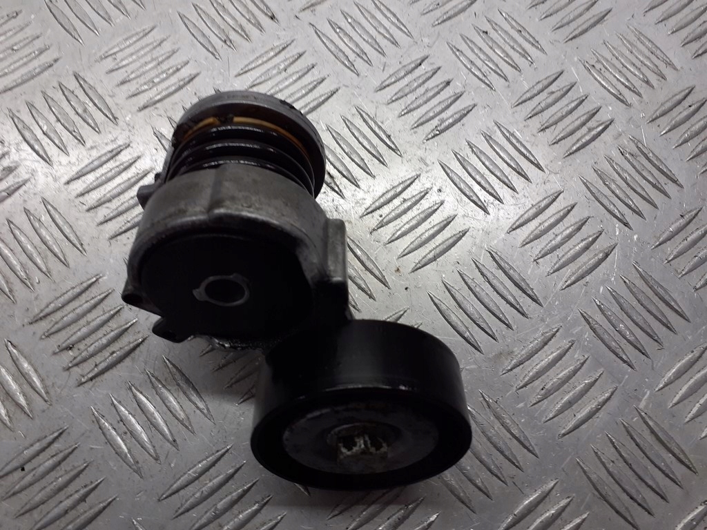 фото №1, Натяжитель ремень skoda fabia 1.2 03e903133