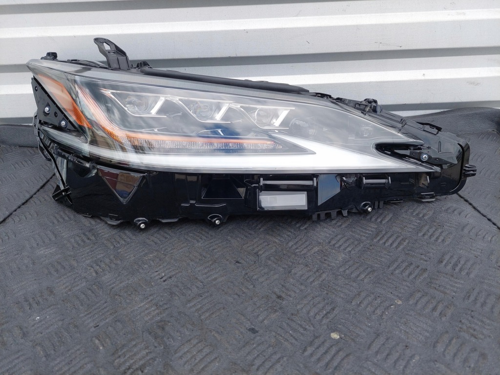 фото №2, Лампа перед правий передня права комплектна full led lexus es vii 7 300 h