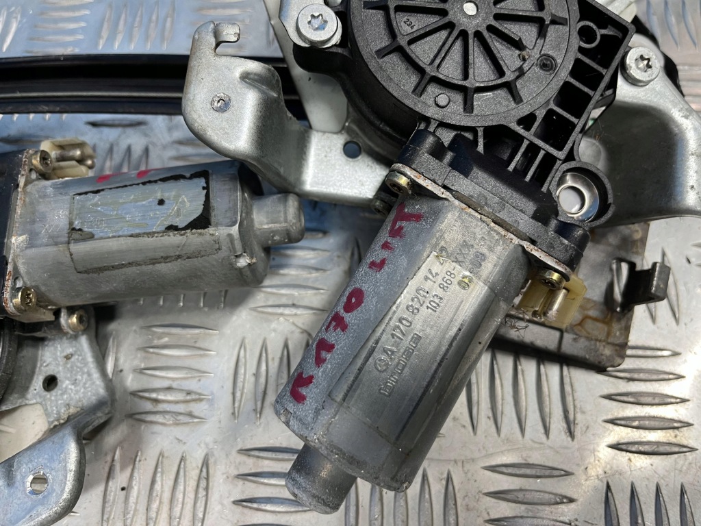 фото №2, Mercedes slk r170 lift механізм скло правий перед