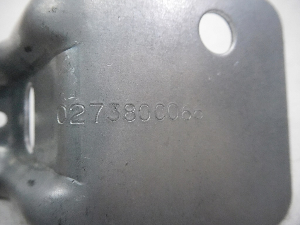 фото №6, Заглушка капот peugeot 406 оригинальный номер 7908.70