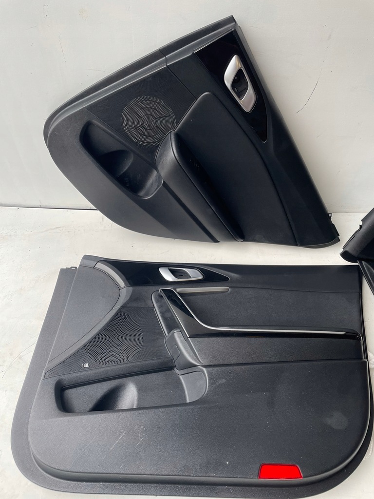 фото №9, Сиденья заднее сиденье kia proceed gt кожа 2022r комплект салон