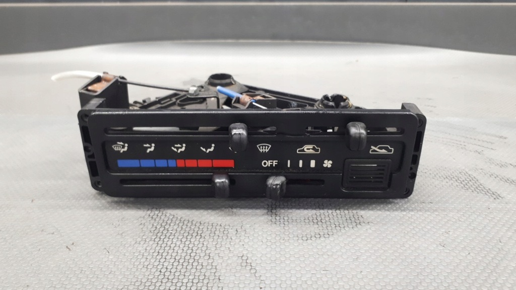 фото №1, Панель кондиционера suzuki wagon r+ 97-00r