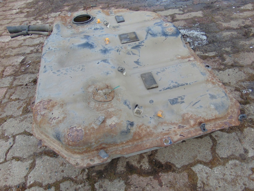 Купити Bak бак пального mitsubishi grandis 2.4 бензин europa