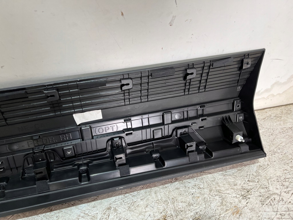 фото №6, Молдинг дверь дверная правая перед hyundai ioniq 5