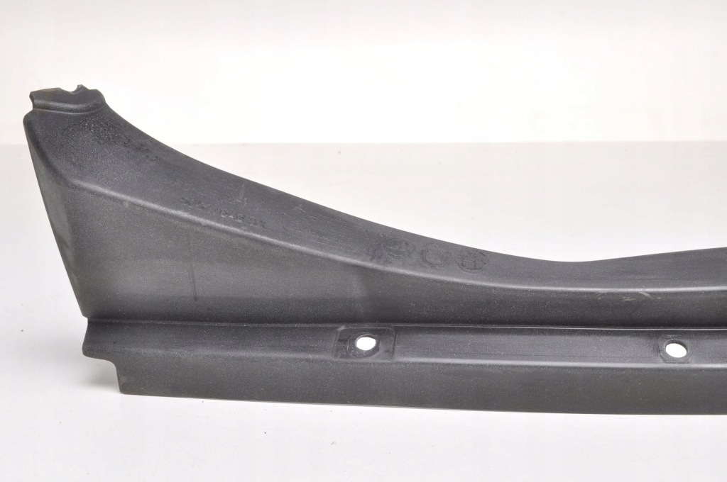 Alfa romeo 4c накладка пластик ветровик рама кровельная 50527642 Оригинал