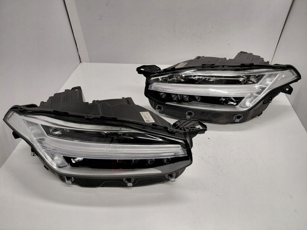 Купити Volvo xc90 2 рестайлінг  mid led 2 модулі фара правий ліва