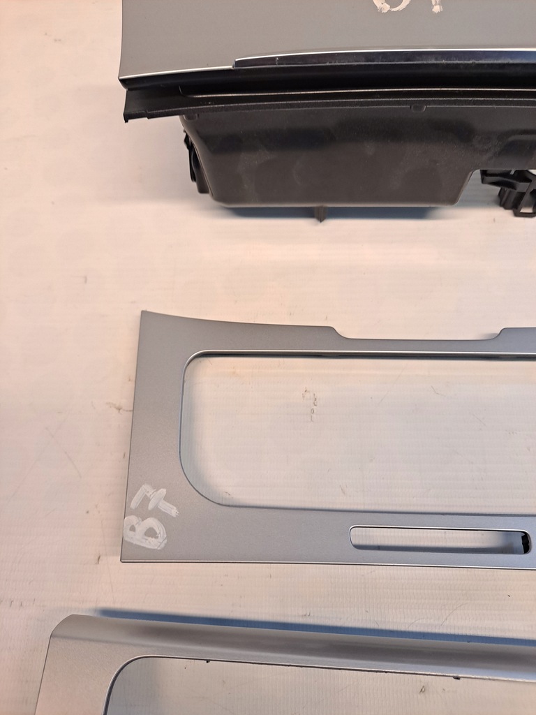 фото №6, Рамка dekor бардачок kpl vw passat b7 3aa858069h