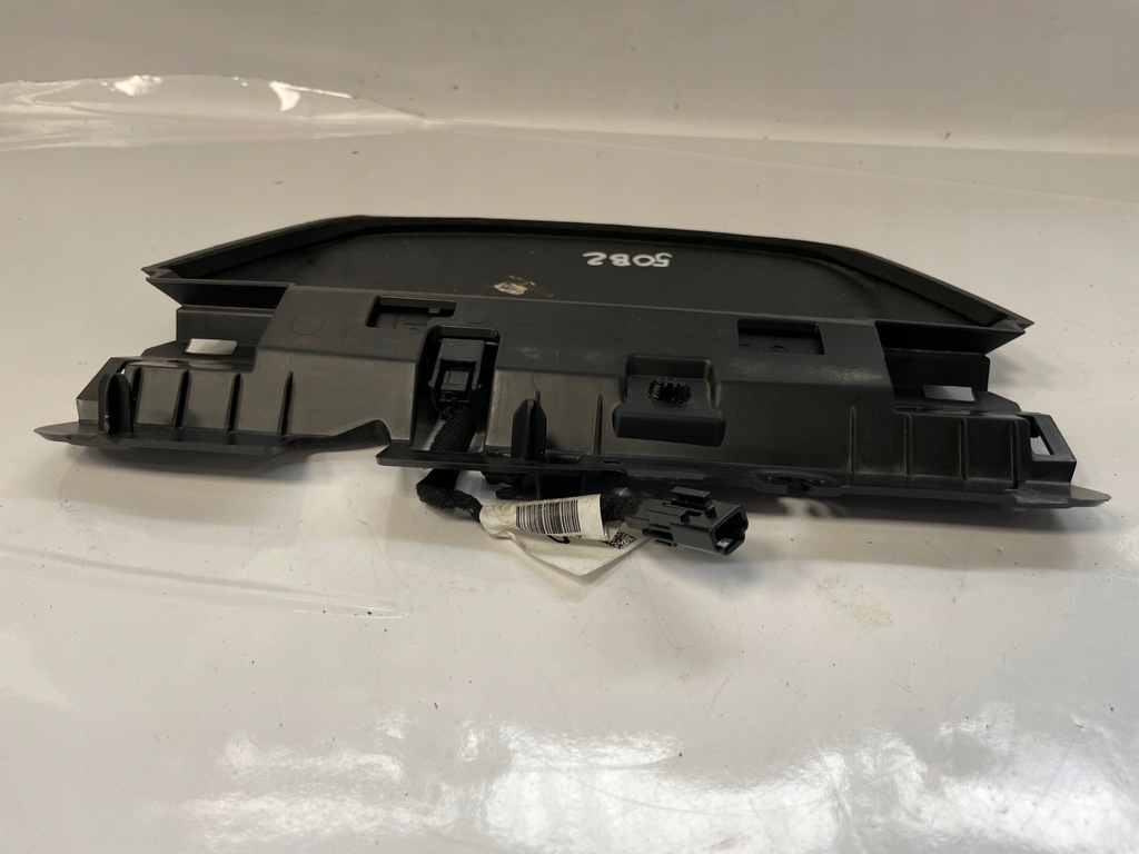 фото №5, Renault arkana 1.3 tce 22 лампа стоп кришки задній d28100jl000 265985894r