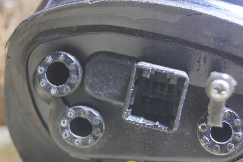 фото №15, Дзеркало праве hyundai coupe ii 5 pin l1471