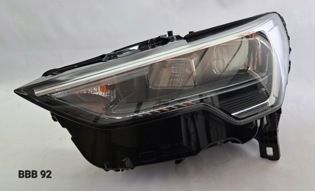 Купити Фара full led ліва audi q3 83a941011