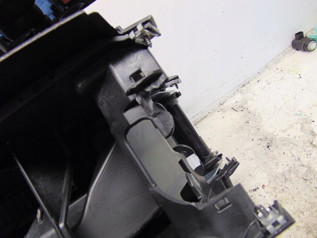 фото №15, Подлокотник vw golf 5 v + plus europa