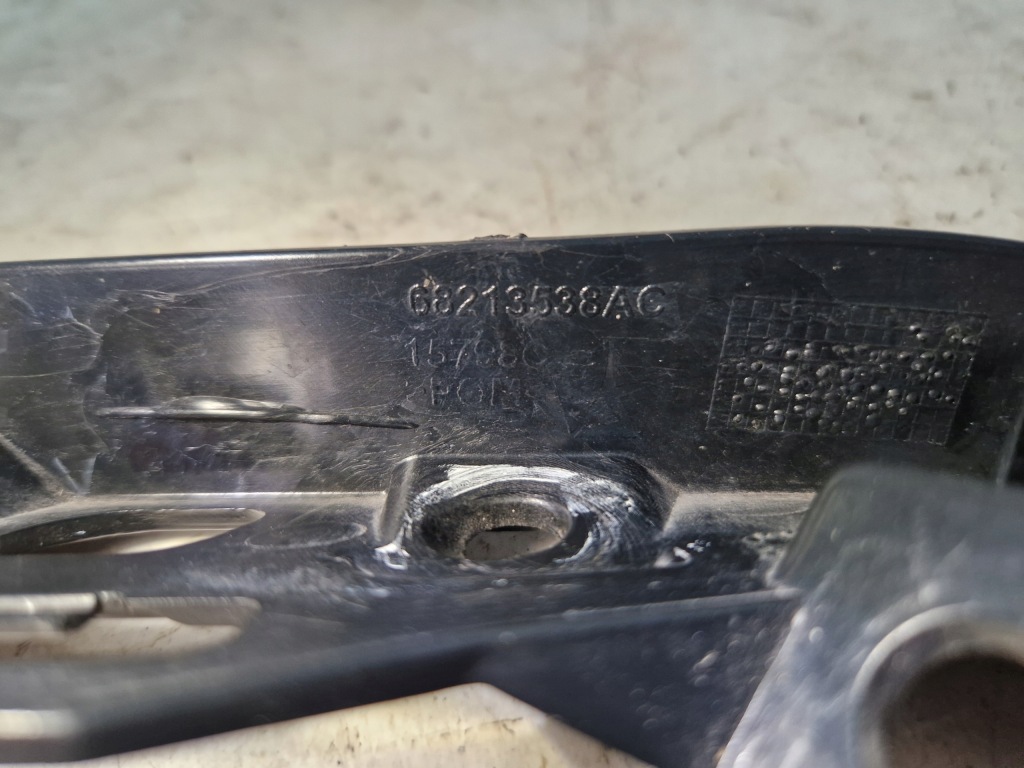 Oryg charger lift 15- направляющая бампера перед левый 68213538ac Киев