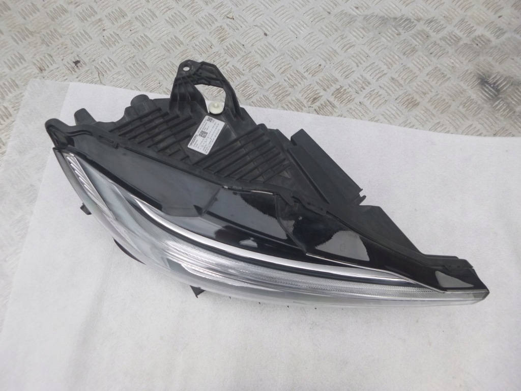 фото №3, Volvo xc60 ii лампа правая full led