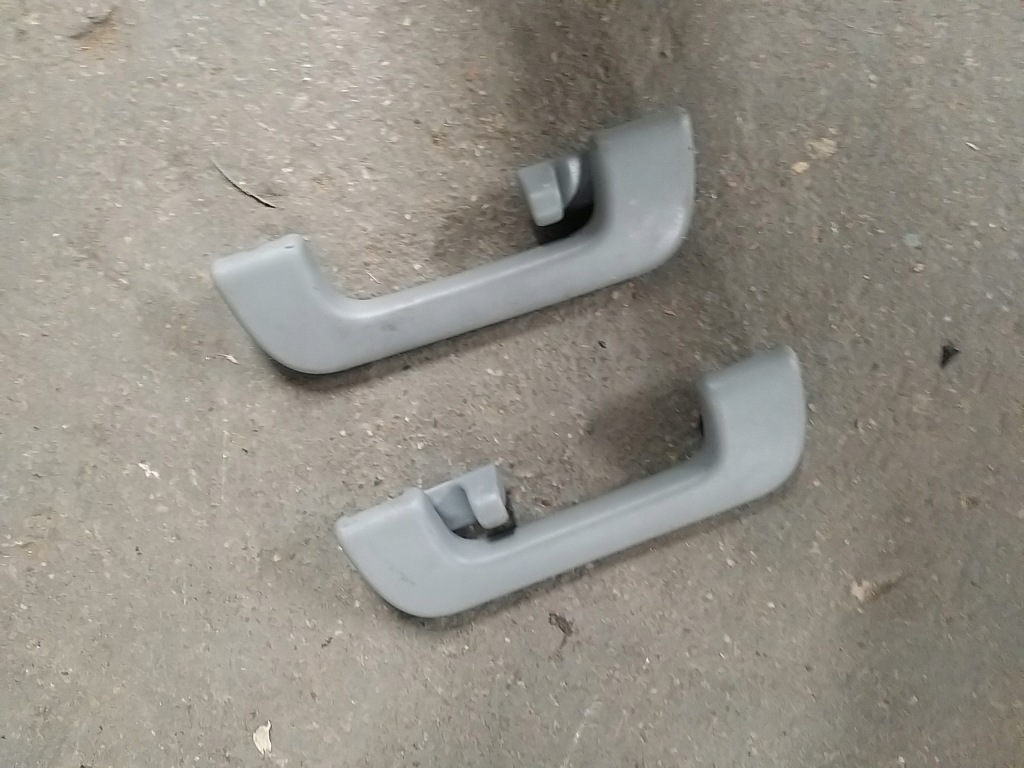 фото №2, Audi a3 8v ручка кронштейн потолочный перед задняя 5 дверь hb