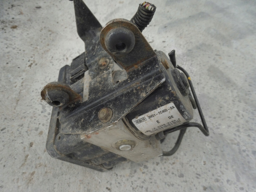 фото №1, Mazda оригинальный номер 3m51-2c405-ea насос abs