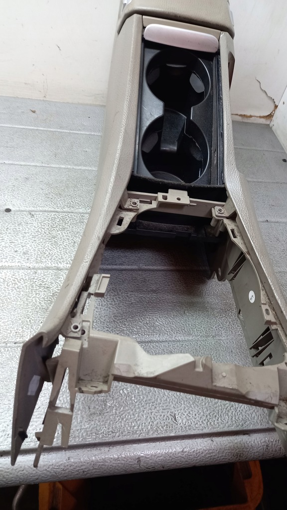 фото №5, Подлокотник volvo s60