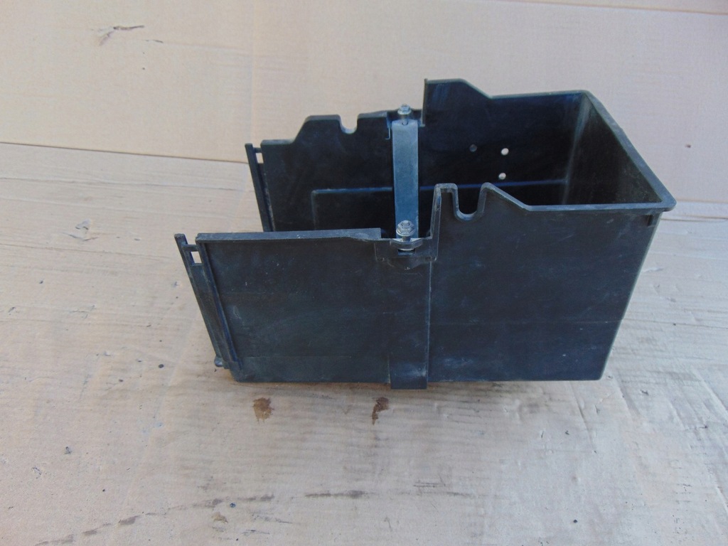 фото №6, Основание аккумулятор корпус ford connect mk2