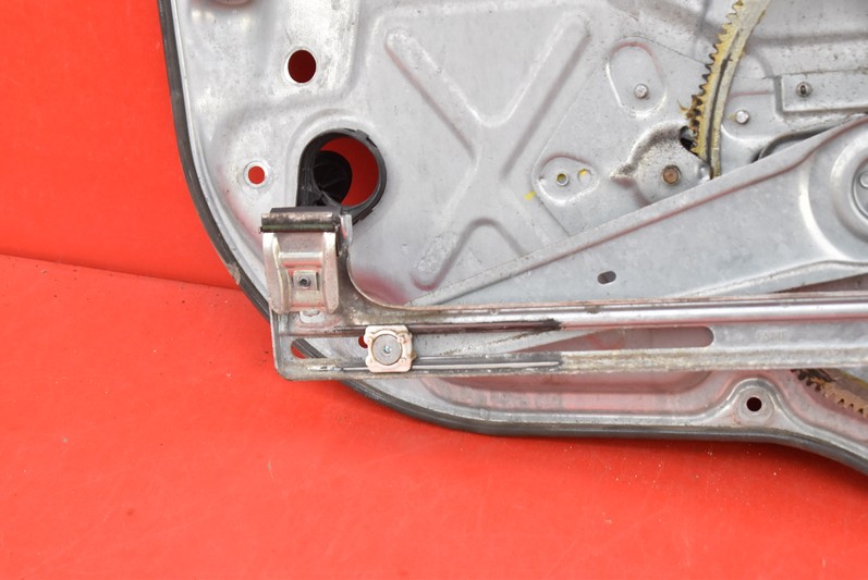 фото №10, Подъемник стекло правый перед eu volvo c30 07r